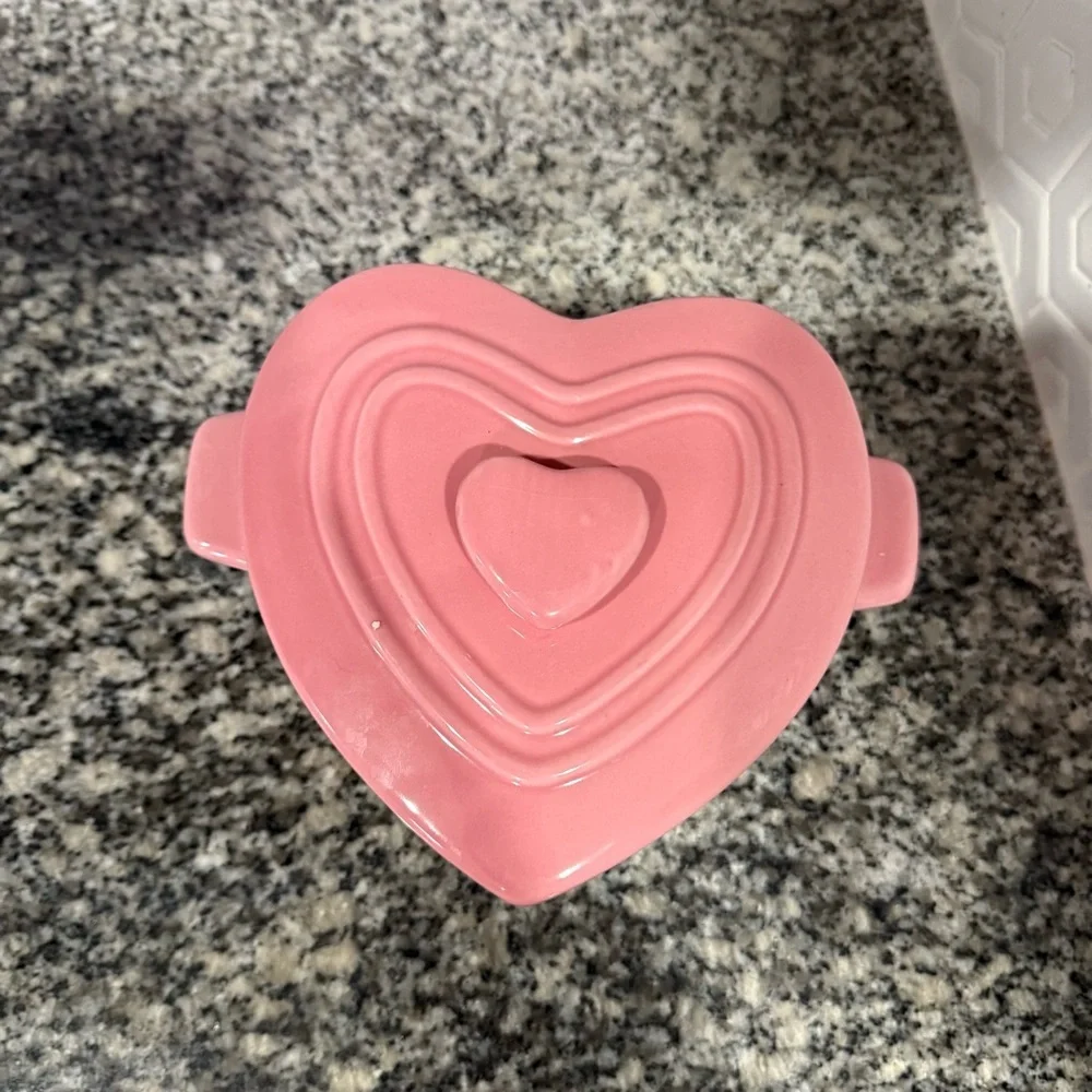Pink‎ Ceramic Small Dutch Over Never Used NWOT